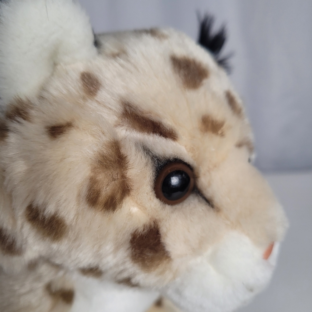 Toys R Us Spotted Lynx Bobcat Plush Stuffed Animal - Picture 2 of 7